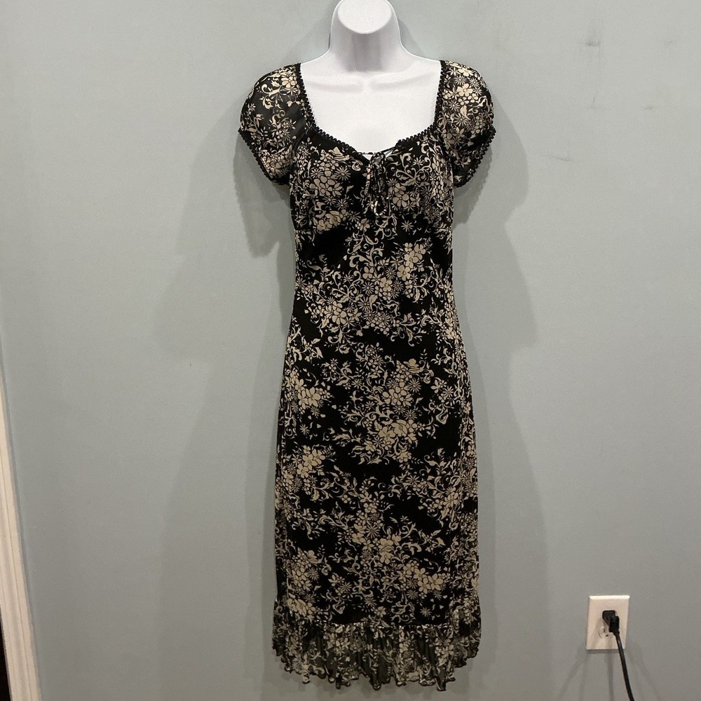 Vintage Womens Milkmaid Dress Black Dark Floral Ruffle Hem Whimsigoth Romantic